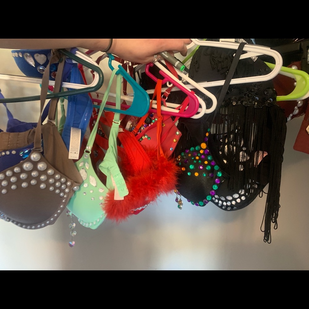 Custom-Made Bedazzled Bras!!!! 🎀💎 - Picture 4 of 5